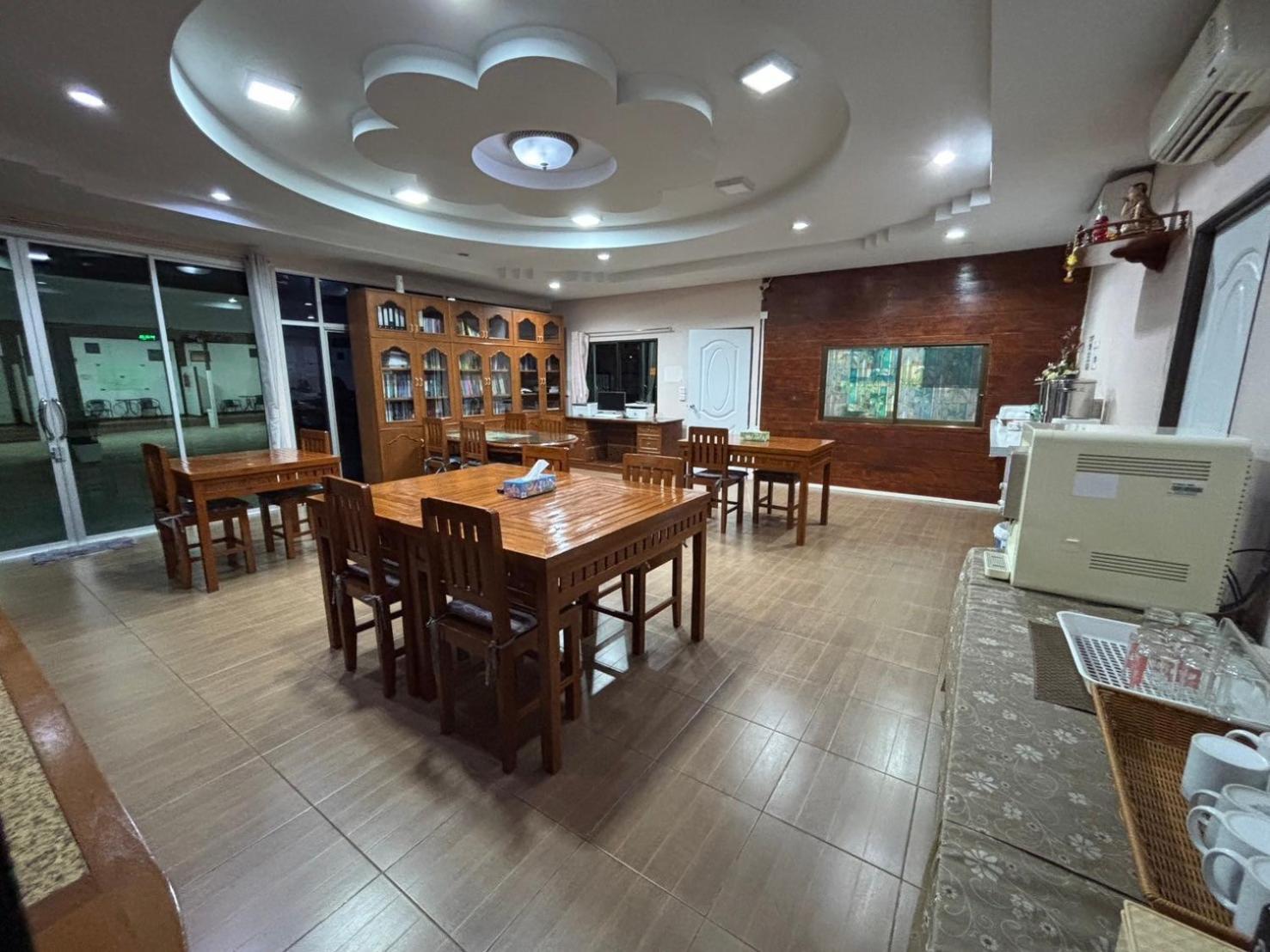 Garden Place Phetchabun Eksteriør billede