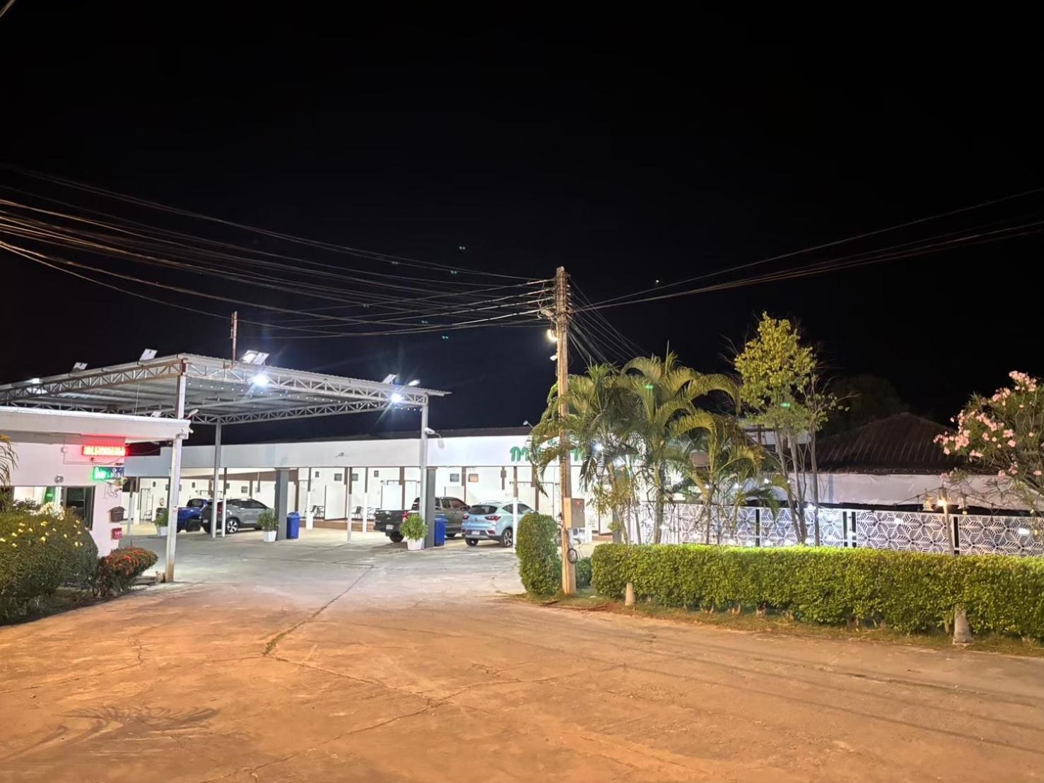 Garden Place Phetchabun Eksteriør billede