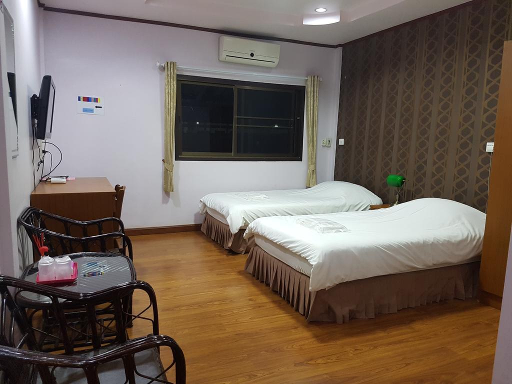 Garden Place Phetchabun Eksteriør billede